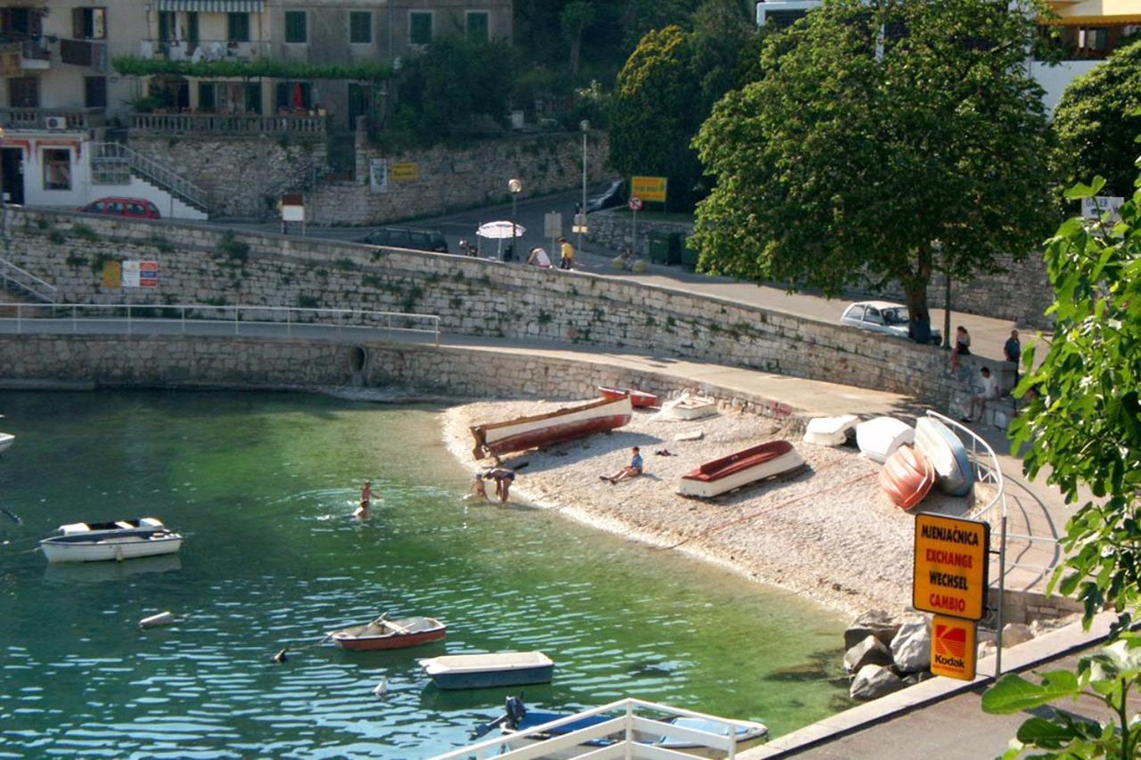 Apartments With A Parking Space Rabac, Labin - 7622 Экстерьер фото