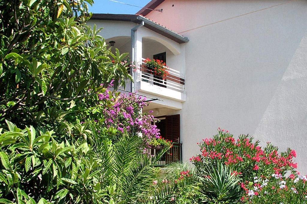 Apartments With A Parking Space Rabac, Labin - 7622 Экстерьер фото
