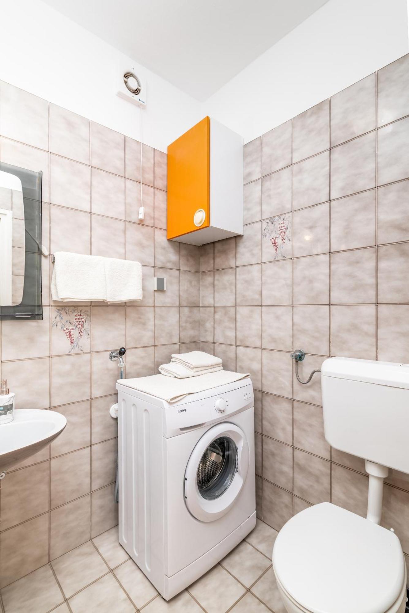 Apartments With A Parking Space Rabac, Labin - 7622 Номер фото