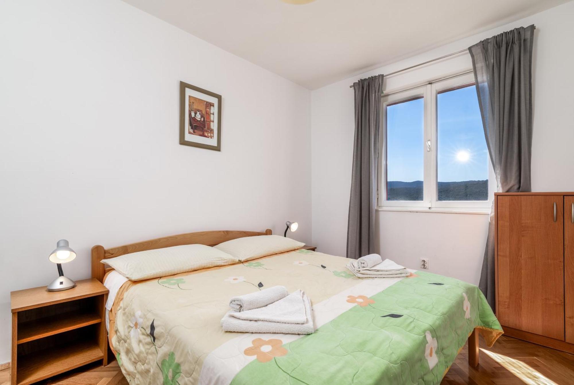Apartments With A Parking Space Rabac, Labin - 7622 Экстерьер фото