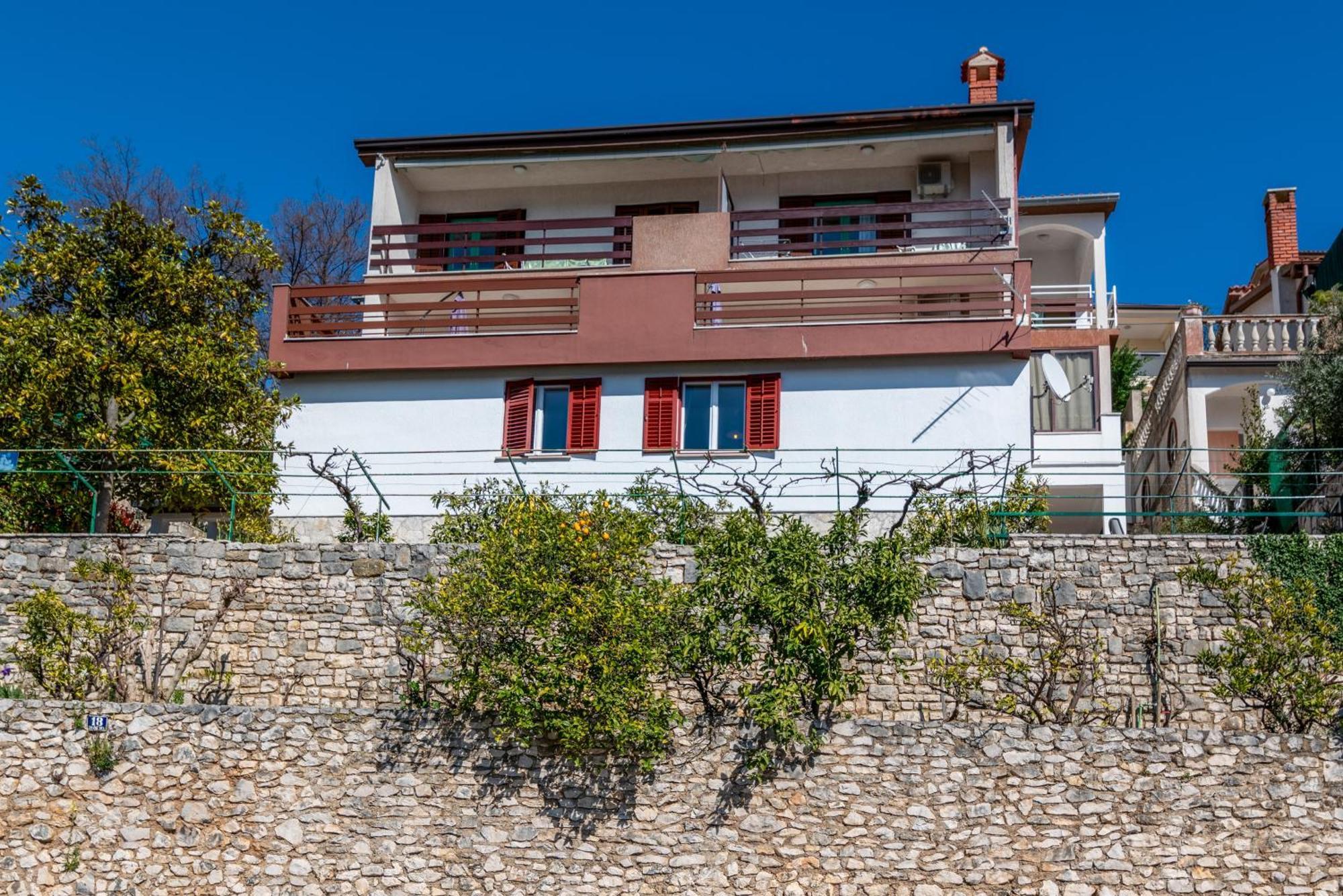 Apartments With A Parking Space Rabac, Labin - 7622 Экстерьер фото