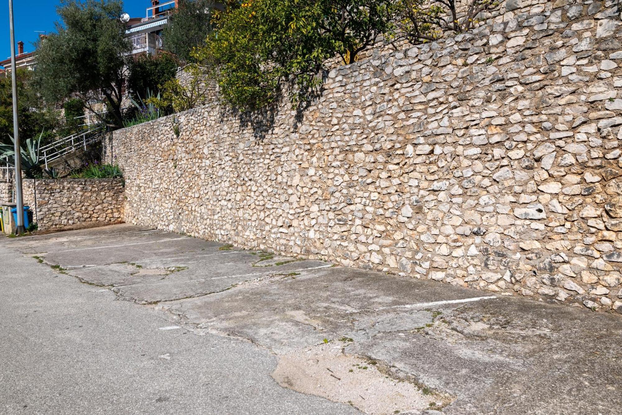 Apartments With A Parking Space Rabac, Labin - 7622 Экстерьер фото